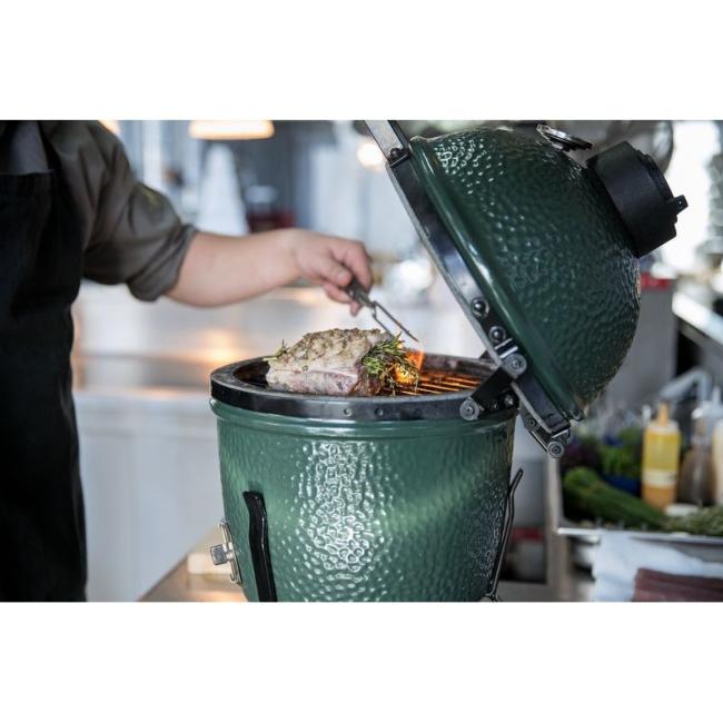 barbecue big green egg