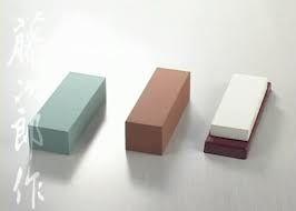 AFFÛTAGE TRADITIONNEL SUR COUTEAU UTILITAIRE