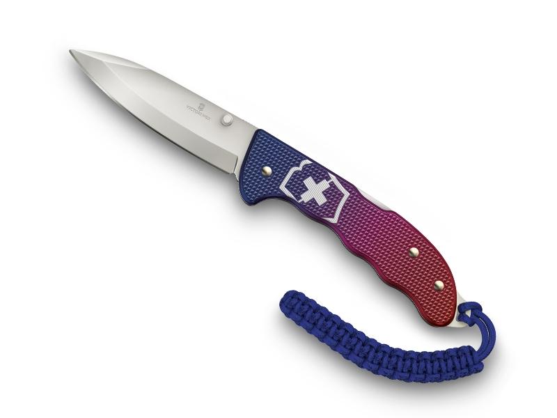 Couteau Victorinox Evoke alox - Manche 136 mm rouge et bleu