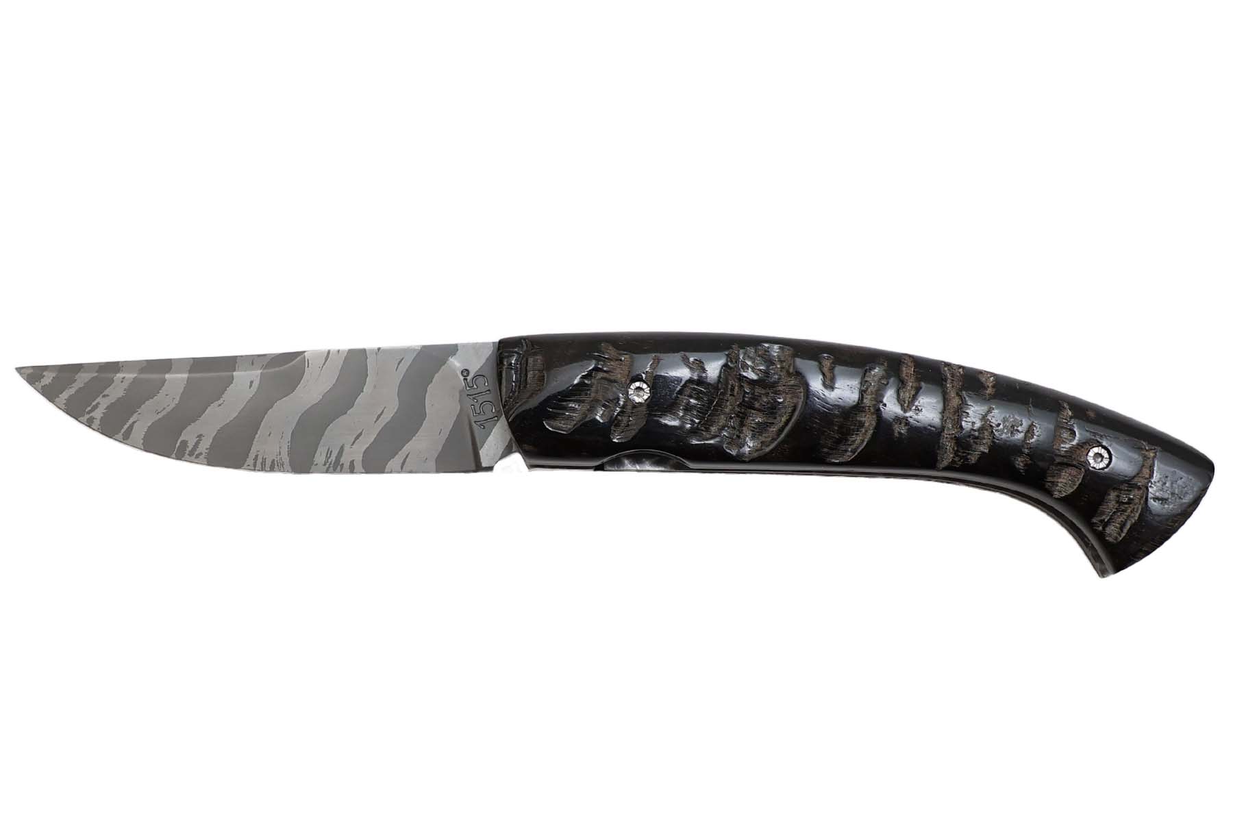 Couteau artisanal 1515 de Manu Laplace - Croûte de Buffle