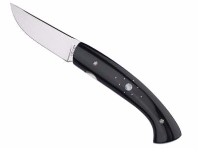 COUTEAU PLIANT LE 1515 DE MANU LAPLACE MANCHE CORNE NOIR INSERT NACRE 9,5 CM