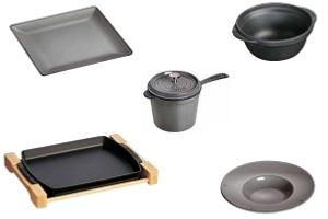 PLAT DE SERVICE EN FONTE STAUB