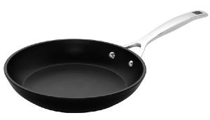 Poêle Le Creuset avec revêtement antiadhérent collection les forgées 24 cm